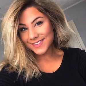 Meet your Posher, Jaclyn